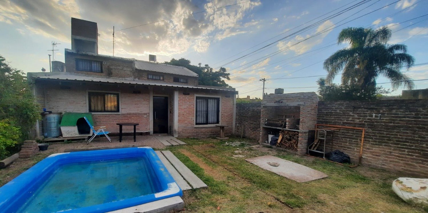 CASA EN VENTA EN LUIS GUILLÓN