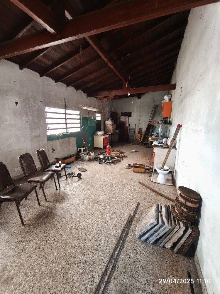 CASA EN VENTA EN CENTRO DE MONTE GRANDE