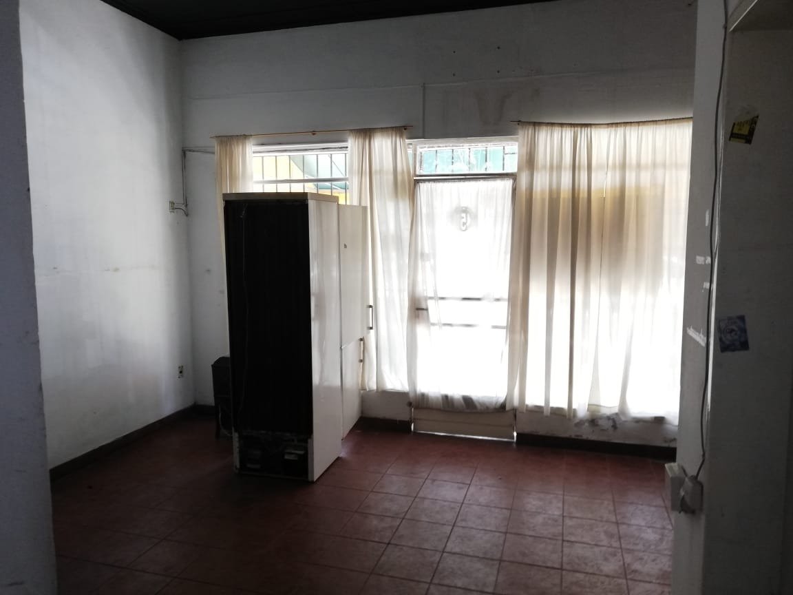 EXCLUSIVO INMUEBLE COMERCIAL