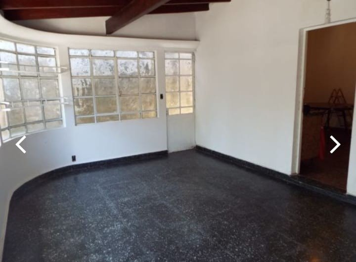 CASA DE DOS DORMITORIOS A LA VENTA