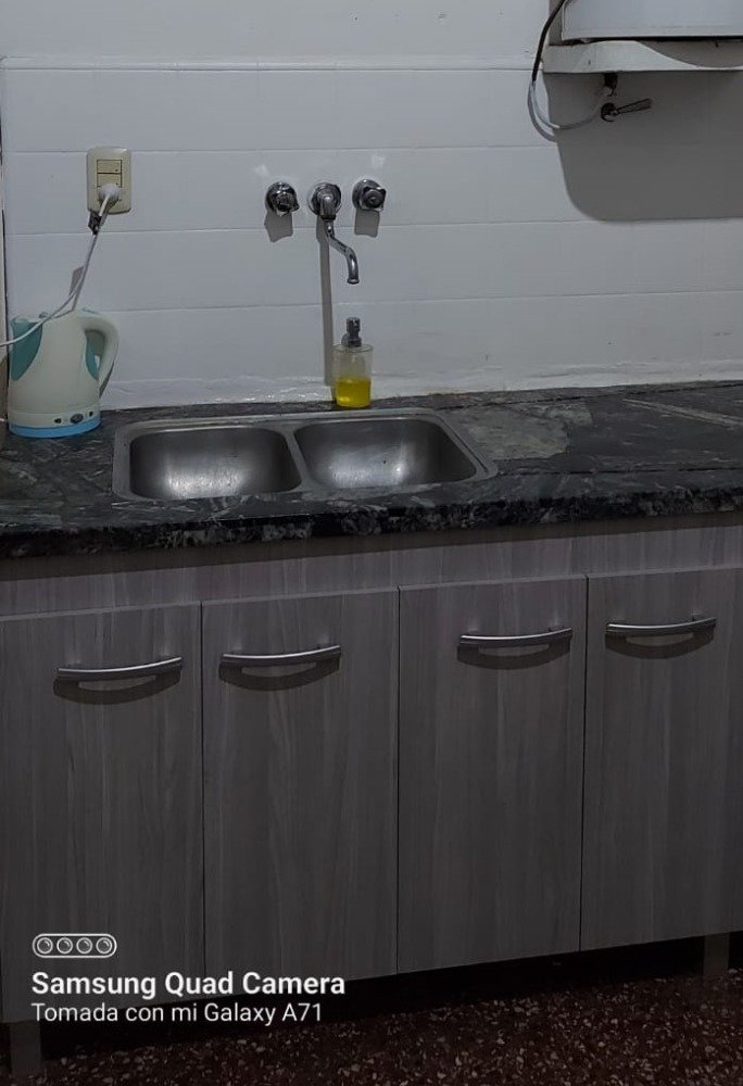 CASA DE DOS DORMITORIOS A LA VENTA