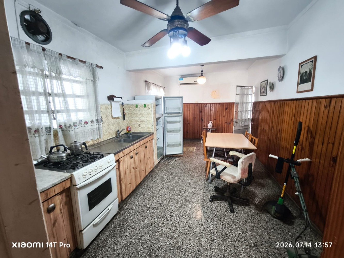 CASA ESTILO AMERICANA MUY BIEN UBICADA
