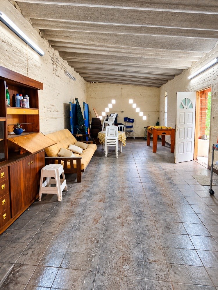 HERMOSA CASA QUINTA CON PILETA