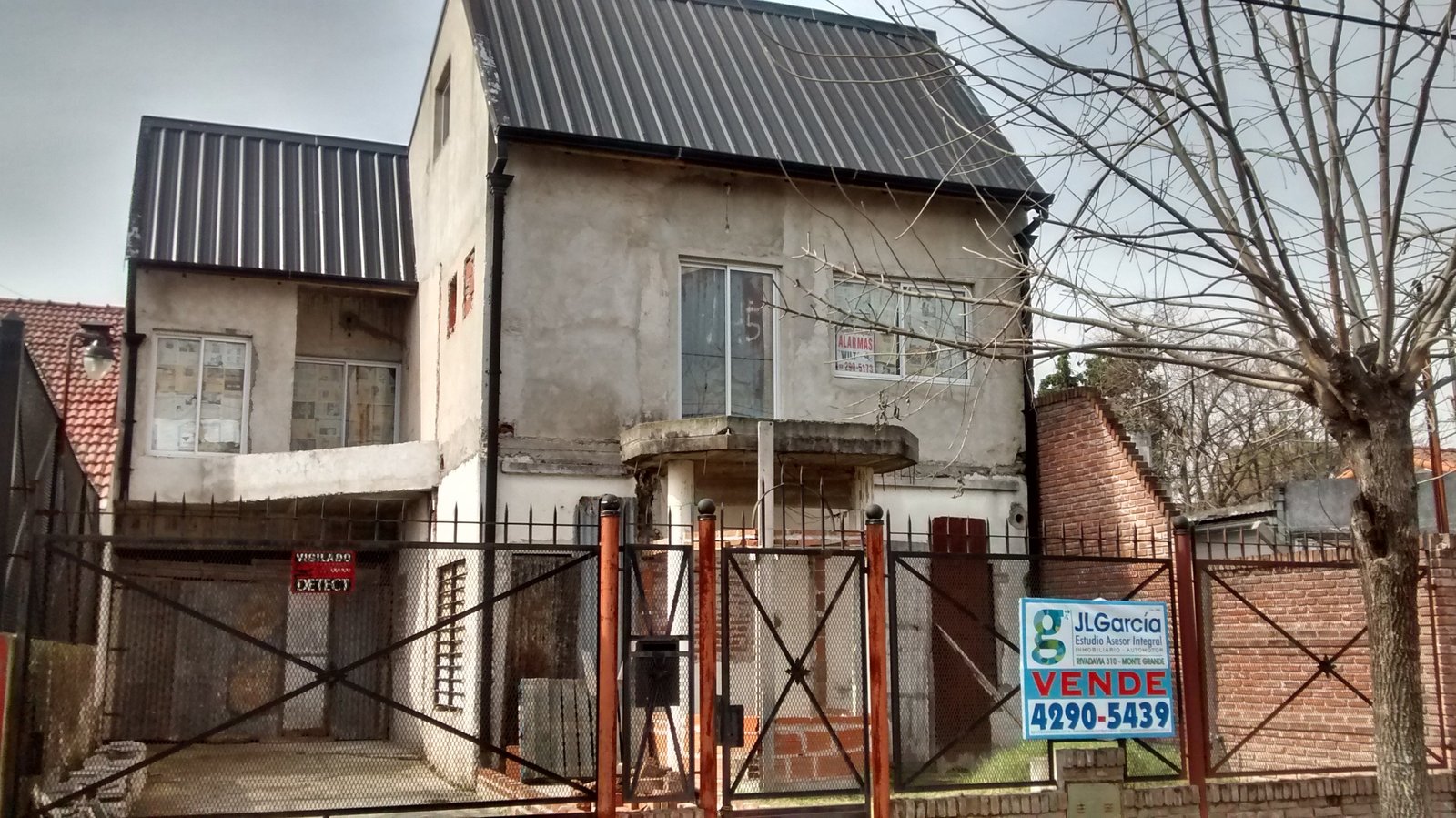 CHALET A TERMINAR EN VENTA 