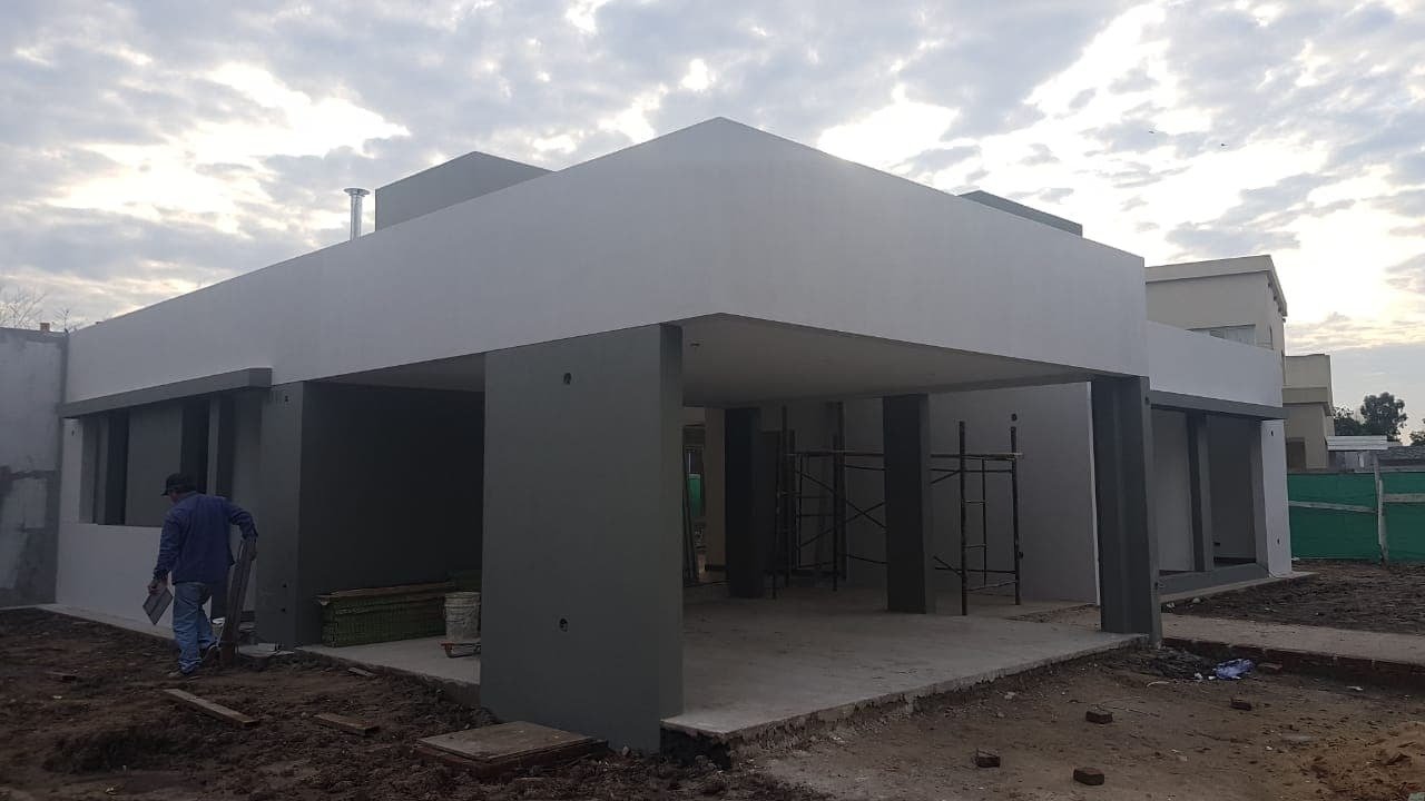 INMUEBLE DE CATEGORÍA EN VENTA 