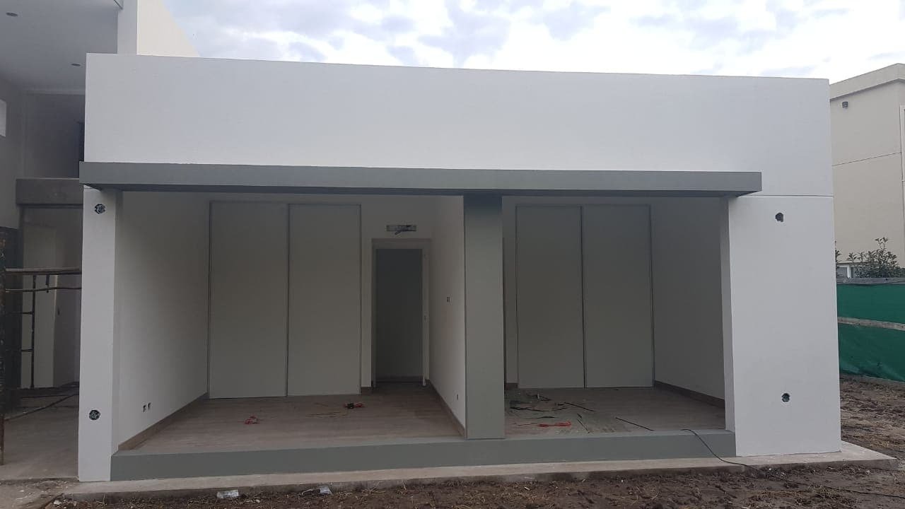INMUEBLE DE CATEGORÍA EN VENTA 