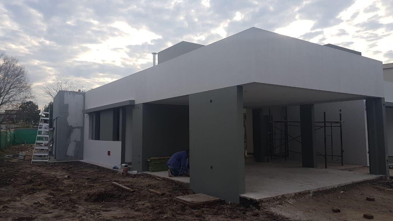 INMUEBLE DE CATEGORÍA EN VENTA 