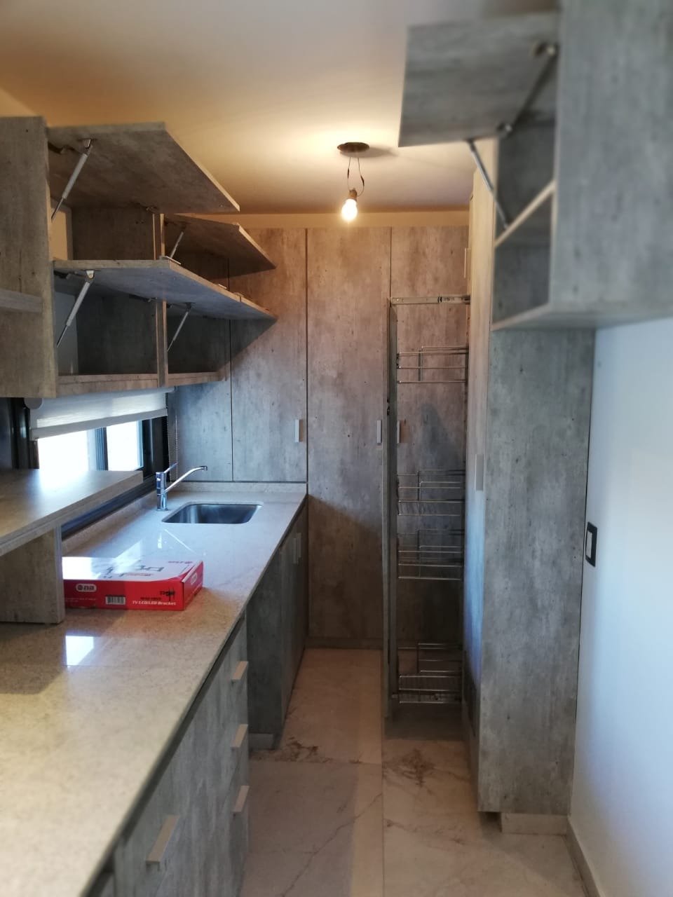 SEMIPISO DE CATEGORÍA EN VENTA 