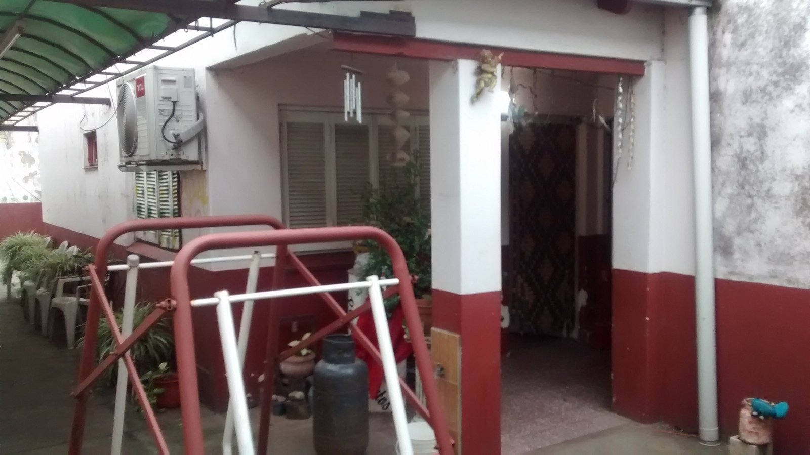 LOCAL CON VIVIENDA EN VENTA 