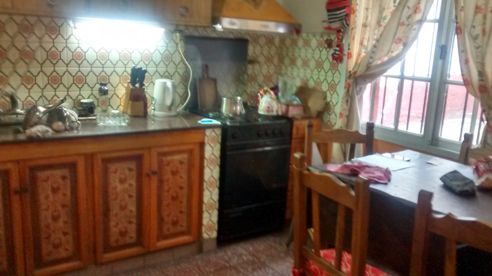 LOCAL CON VIVIENDA EN VENTA 
