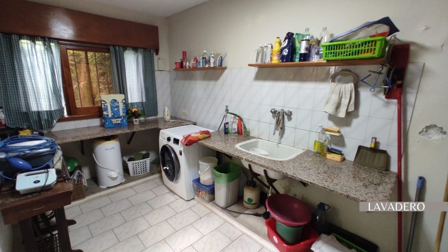 IMPORTANTE CASA A LA VENTA