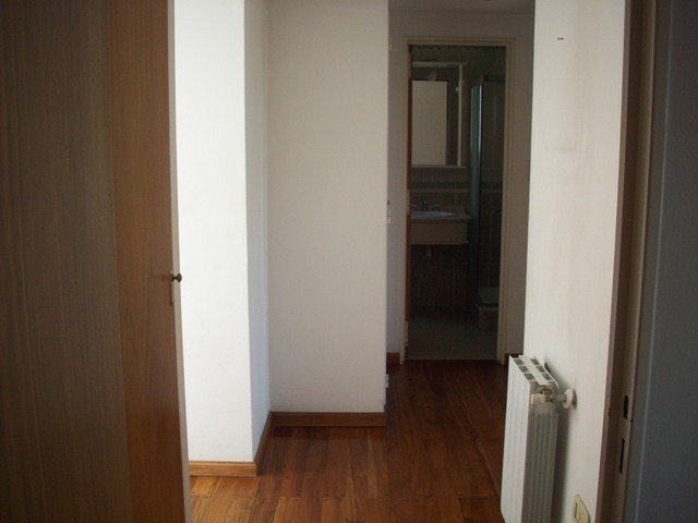 PISO EN VENTA CON COCHERA 