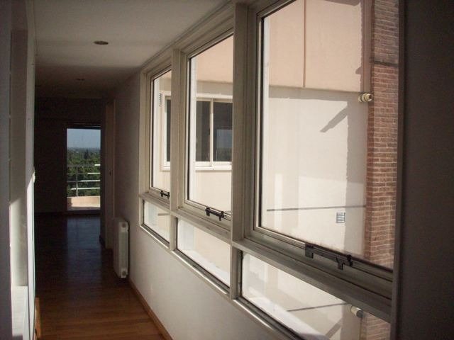 PISO EN VENTA CON COCHERA 