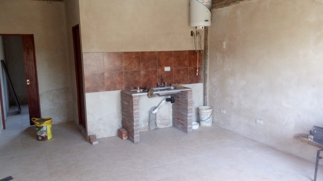 CASA + DEPARTAMENTOS EN VENTA