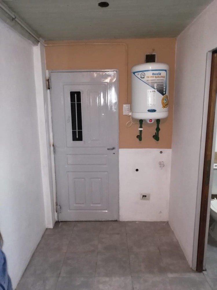 CASA + DEPARTAMENTOS EN VENTA