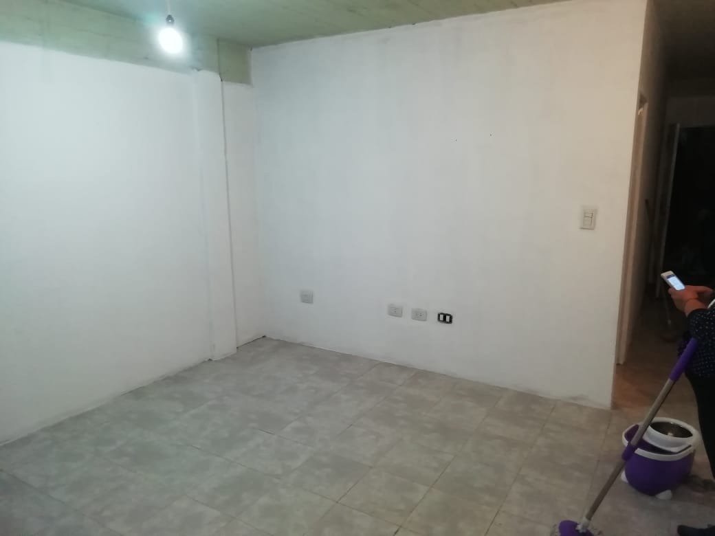 CASA + DEPARTAMENTOS EN VENTA