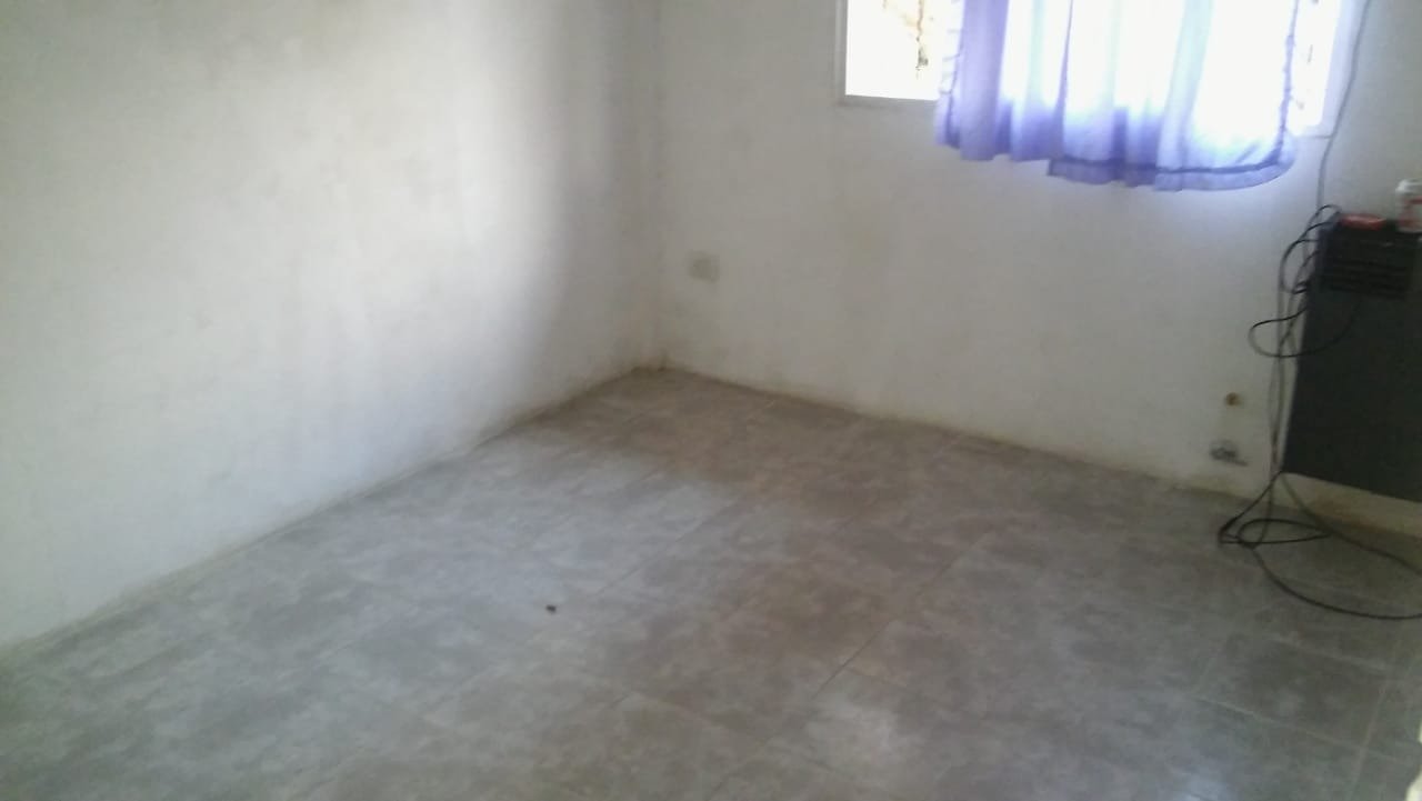 CASA + DEPARTAMENTOS EN VENTA